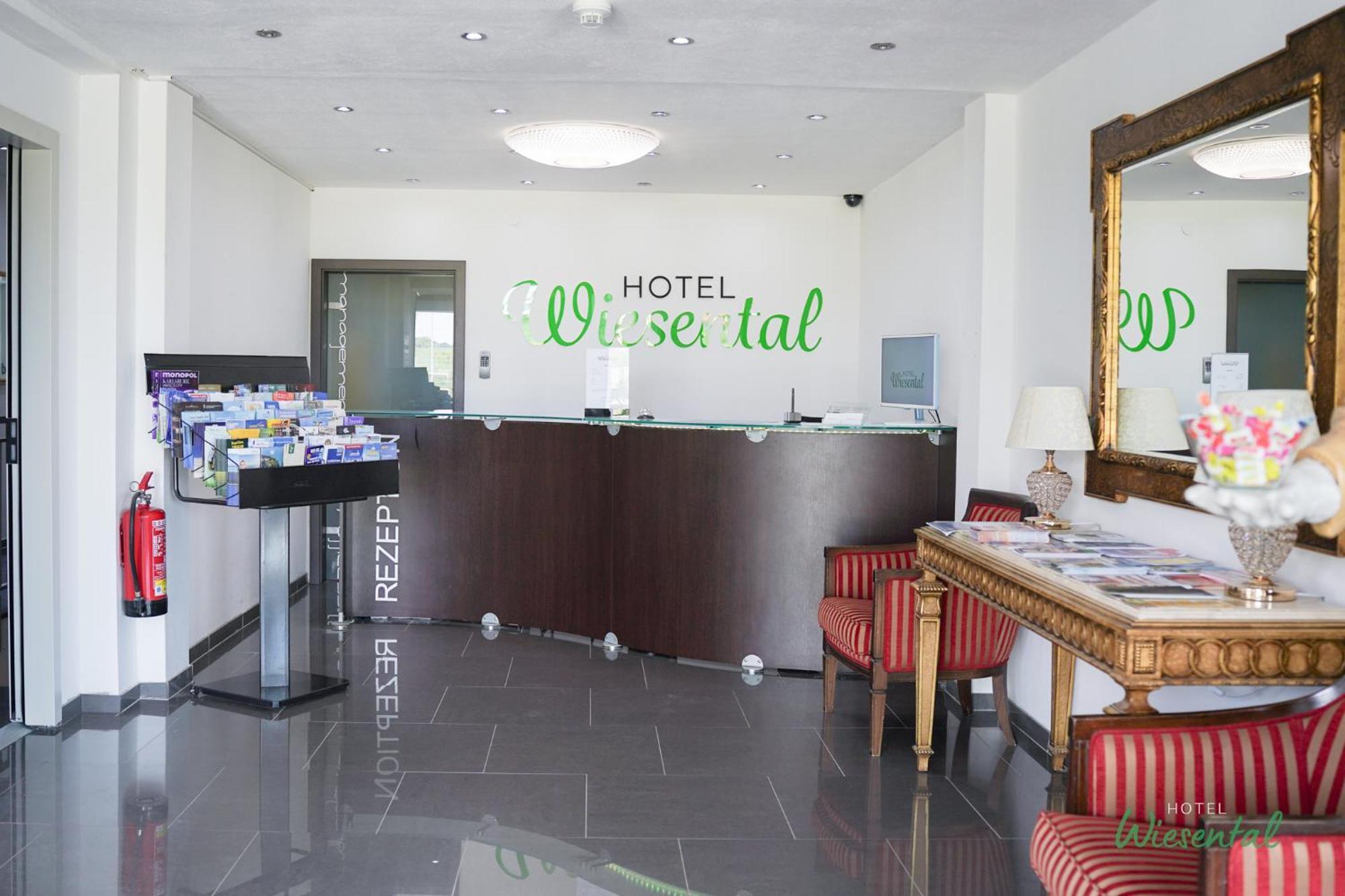 Hotel Wiesental Naehe Friedrichshafen Meckenbeuren Exterior photo